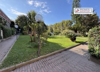 Giardino - Quadrilocale via Padre Massaruti, Roma - foto 1