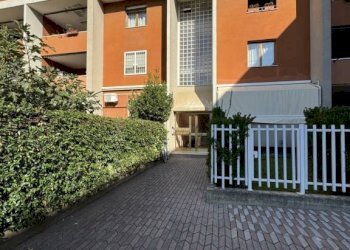 Facciata - Quadrilocale via Padre Massaruti, Roma - foto 3