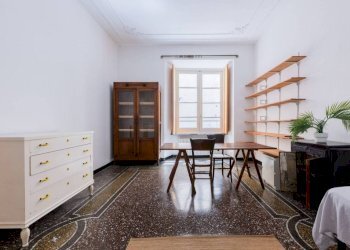 Salone - Three-room apartment via dei Giustiniani, 9, Genova (neighborhood Centro Storico) - photo 2