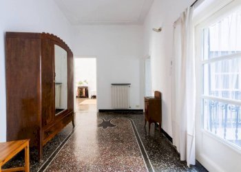 Ingresso - Three-room apartment via dei Giustiniani, 9, Genova (neighborhood Centro Storico) - photo 15