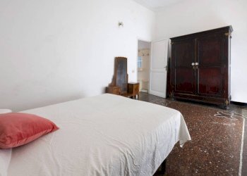 Camera da letto - Three-room apartment via dei Giustiniani, 9, Genova (neighborhood Centro Storico) - photo 21