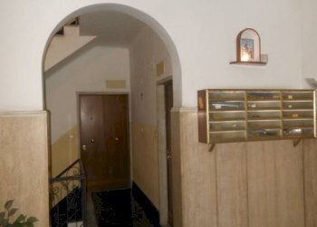 Interno palazzo - Appartamento all'asta via Borgoratti, 65, Genova (zona Borgoratti) - foto 4