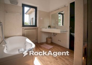 Bagno - Villa strada Madonna dei Mazza, Pesaro - foto 20