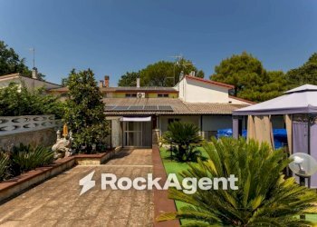 Facciata - Villa Borgo Lagogemolo, 56, Cassano delle Murge - foto 32
