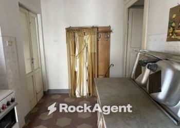 Cucina - Trilocale corso Vittorio Emanuele, 115, Poggiofiorito - foto 6