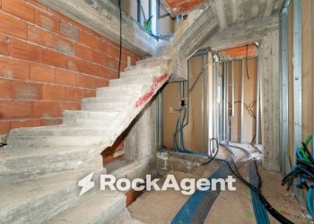 Interno palazzo - Villa a Schiera via Carrubbazza, San Gregorio di Catania - foto 12