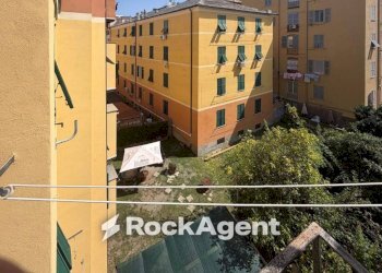 Vista - Quadrilocale piazza Cosma Clavarino, 3, Genova (zona Sestri Ponente) - foto 28