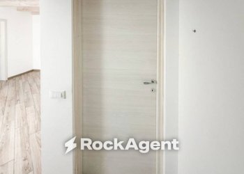 Bagno - Quadrilocale piazza Cosma Clavarino, 3, Genova (zona Sestri Ponente) - foto 32