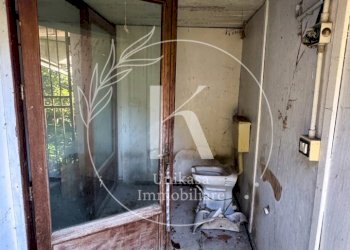 IMG_1461 - Rustico Via Cimavalle 31R, Savona - foto 9