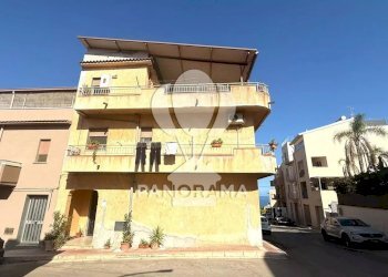 Townhouse Via Onorevole Giovanni Palazzolo, Balestrate - photo 3