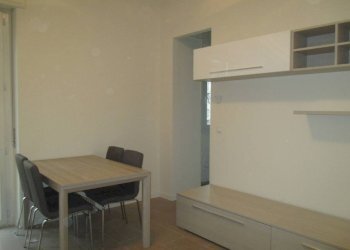 Sala da pranzo - Two-room apartment via Gabriele Rossetti, Brescia - photo 2