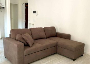 Soggiorno - Appartamento via Grazia Deledda, Brescia - foto 12