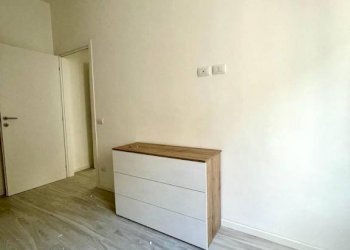 Camera da letto - Appartamento via Grazia Deledda, Brescia - foto 20