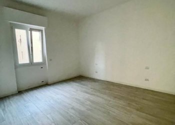 Camera da letto - Appartamento via Grazia Deledda, Brescia - foto 24