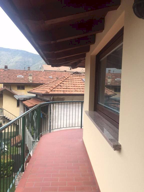 Balcone - Three-room apartment via Giuseppe Garibaldi, Villa Carcina - photo 1