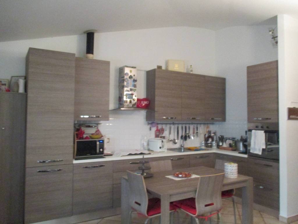 Cucina - Three-room apartment via Giuseppe Garibaldi, Villa Carcina - photo 3