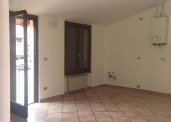 Soggiorno - Three-room apartment via Giuseppe Garibaldi, Villa Carcina - photo 8