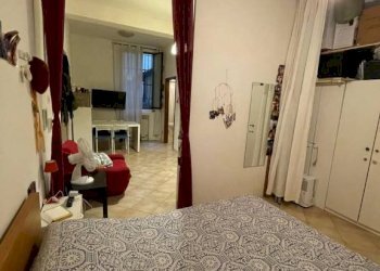 Camera da letto - One-room apartment via del Borgo di San Pietro, 17, Bologna (neighborhood Irnerio) - photo 8