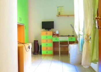 Camera da letto - Appartamento viale Piacenza, 45, Parma (zona Pablo) - foto 5