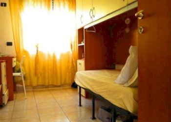 Camera da letto - Appartamento viale Piacenza, 45, Parma (zona Pablo) - foto 8