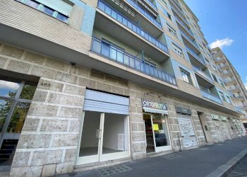 Facciata - Shop corso Unione Sovietica, 429, Torino (neighborhood Mirafiori Sud) - photo 1