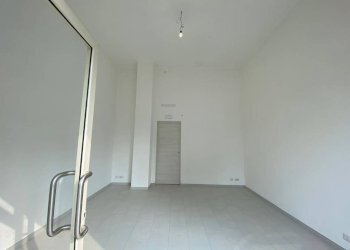 Interno non residenziale - Shop corso Unione Sovietica, 429, Torino (neighborhood Mirafiori Sud) - photo 2