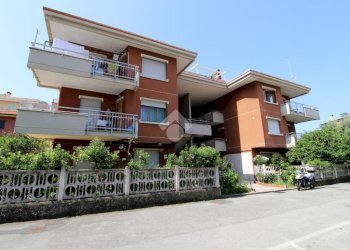 Four-room apartment Via piacenza, Chiavari - photo 1
