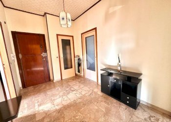 Three-room apartment Via Milone, Cafasse - photo 17