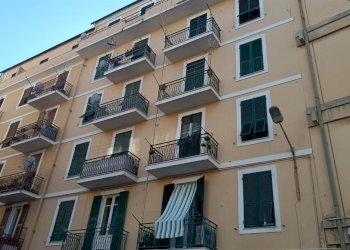 Quadrilocale Vado Ligure - foto 1