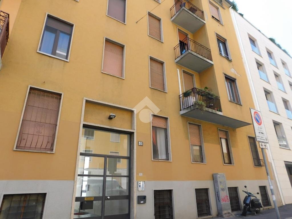 Two-room apartment Via cola di rienzo, Milano (neighborhood Solari) - photo 3