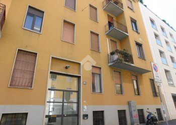 Two-room apartment Via cola di rienzo, Milano (neighborhood Solari) - photo 3