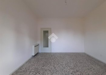 Four-room apartment Via Giovanni Verneri, Alessandria - photo 12