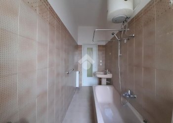 Four-room apartment Via Giovanni Verneri, Alessandria - photo 16