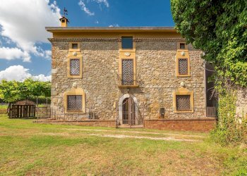 Rustico Via Frassi, Arce - foto 1