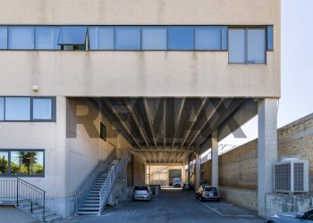 Edificio all\'aperto - Locale Commerciale via ettore maiorana
 
6, Palermo - foto 2