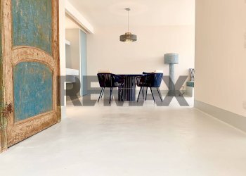 Sala da pranzo - Quadrilocale Via Branco
 
4, Taormina - foto 3