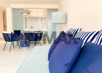 Sala da pranzo - Quadrilocale Via Branco
 
4, Taormina - foto 19