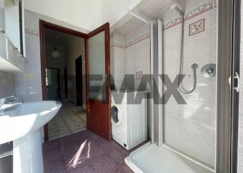 Bagno - Apartment Viale della Vittoria
 
84, Jesi - photo 21