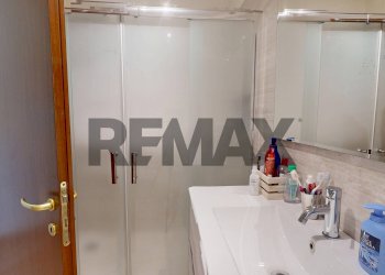 Bagno - Quadrilocale Via Balena
 
snc, Bettona - foto 8