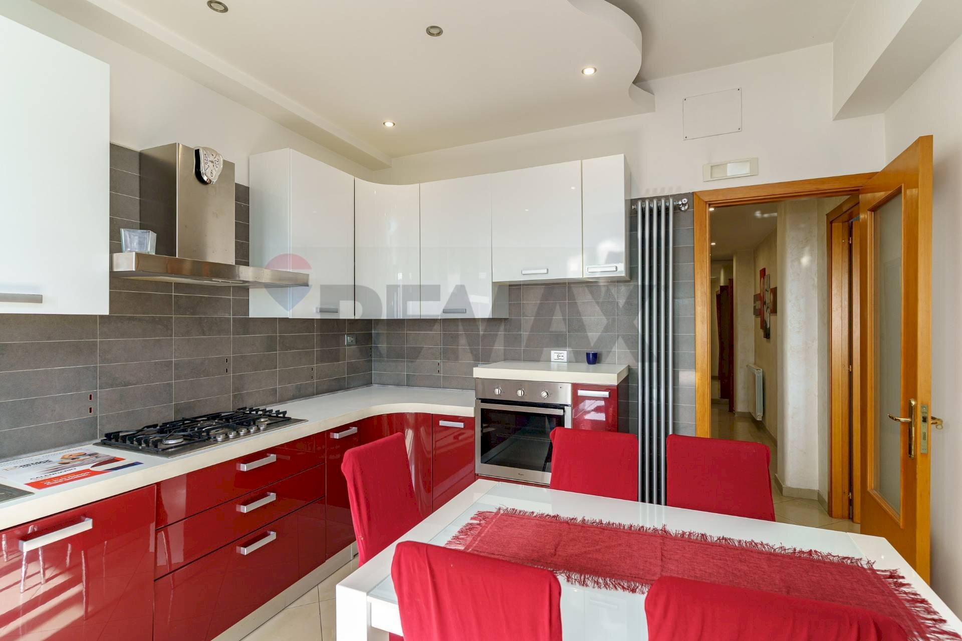 Cucina - Trilocale Via Etnea
 
194, Gravina di Catania - foto 3