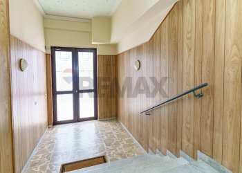 Ingresso condominiale - Trilocale Via Etnea
194, Gravina di Catania - foto 33