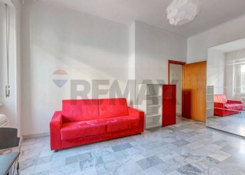 Soggiorno - Monolocale Via Fabio Mangone
 
3, Milano - foto 4