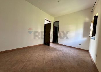 Stanza vuota - Casa semi indipendente Via Umberto Maddalena
 
68, Palermo - foto 11