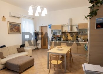 Sala da pranzo - Trilocale Via Felix Mendelssohn
 
30, Palermo - foto 5