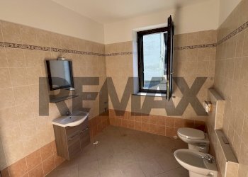 Bagno - Trilocale Gioovanni Magistrini
 
48, Momo - foto 13