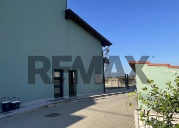 Edificio all\'aperto - Trilocale Gioovanni Magistrini
 
48, Momo - foto 49