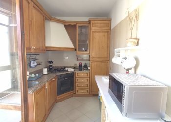 e9e12aaf-ed78-4aa4-aab9-f618d7d710e7 - Four-room apartment Sarzana - photo 5