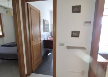 04243a30-042f-41b3-a146-dbcd327a9cb5 - Four-room apartment Sarzana - photo 8