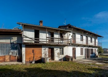 Casa indipendente Via Bagnolo, 42, Cavour - foto 2