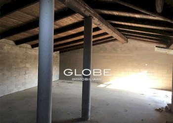 Interno non residenziale - Magazzino strada Corio, San Carlo Canavese - foto 4